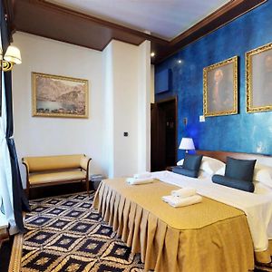 Limited Deluxe Double or Twin Room Halfboard